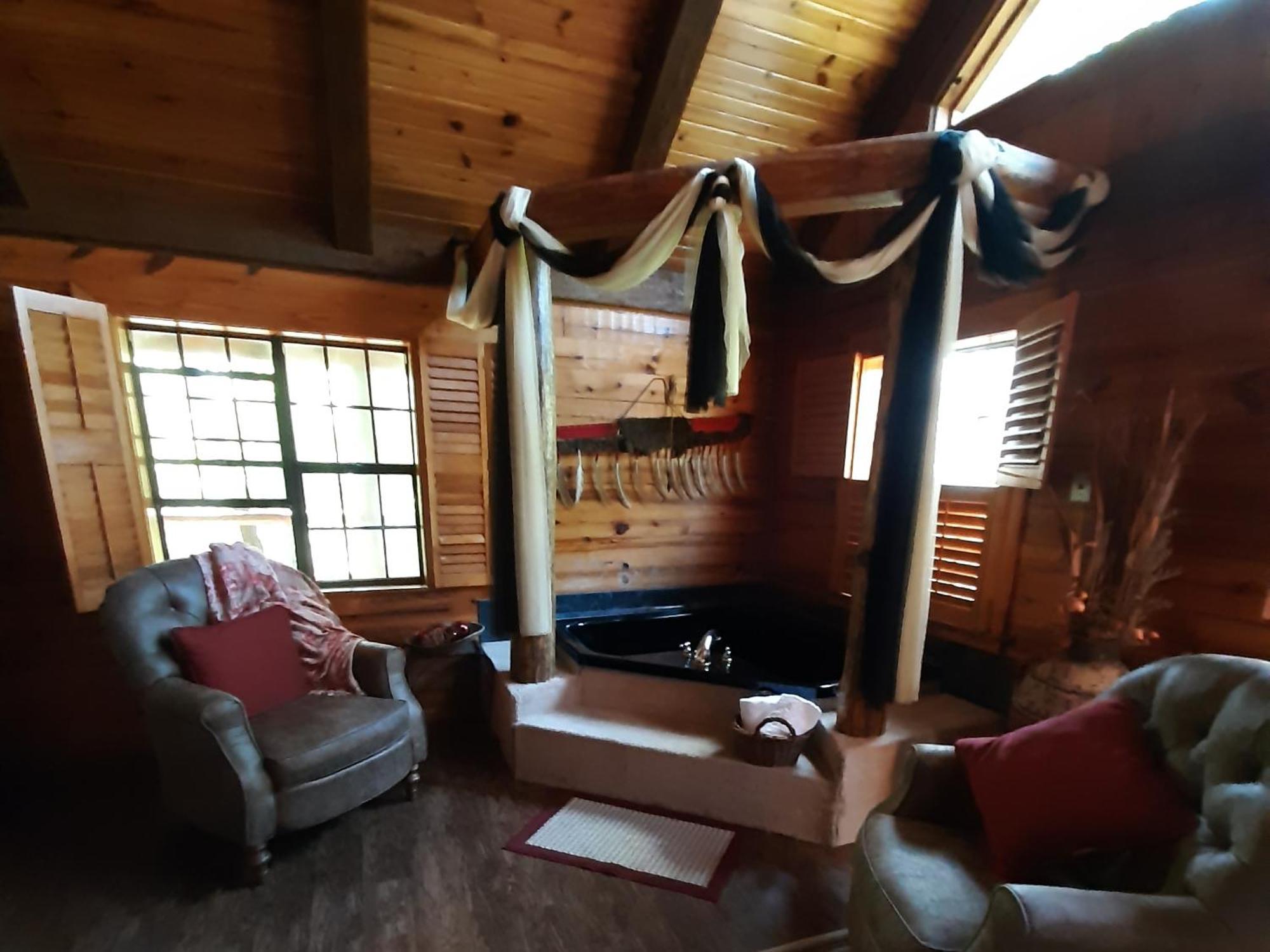 Cherokee Mountain Log Cabins Eureka Springs Bilik gambar